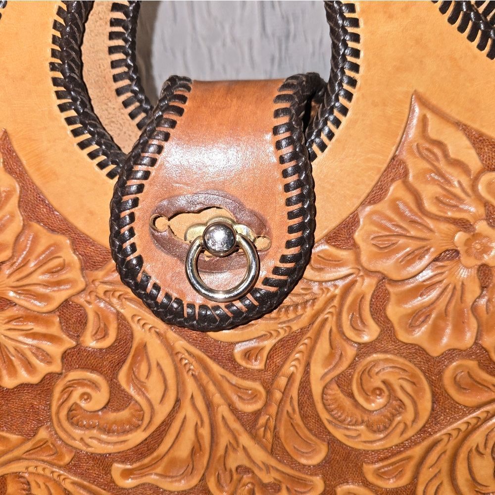Vintage tooled leather Med. bag 14" - Picture 3 of 16